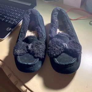 Ugg moccasins size 6